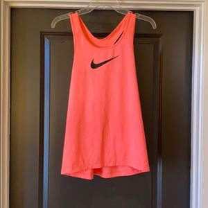 Nike workout top